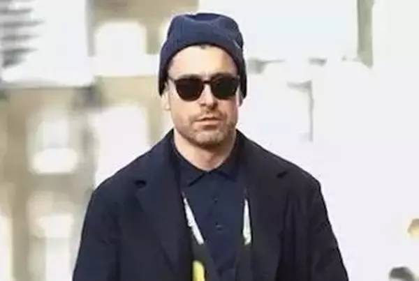 快拿下这只温柔野兽,TA能帮你挡脸藏肉!