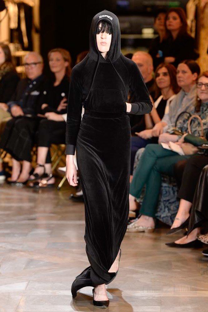 vetements2022秋冬高级,男装高定vetements