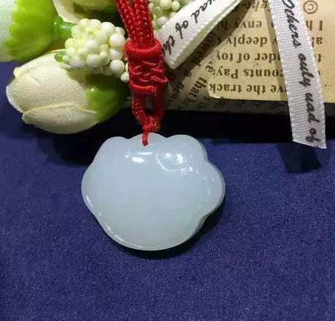 和田玉长命锁忌讳,和田玉长命锁手链
