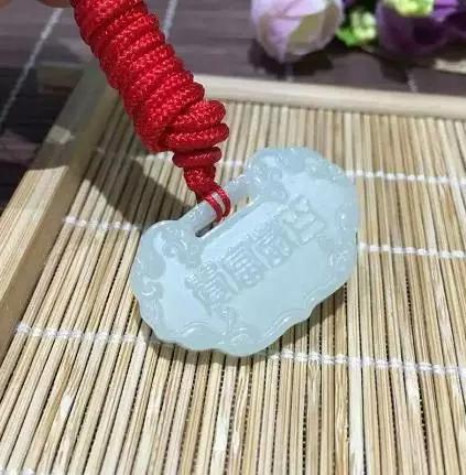 和田玉长命锁忌讳,和田玉长命锁手链