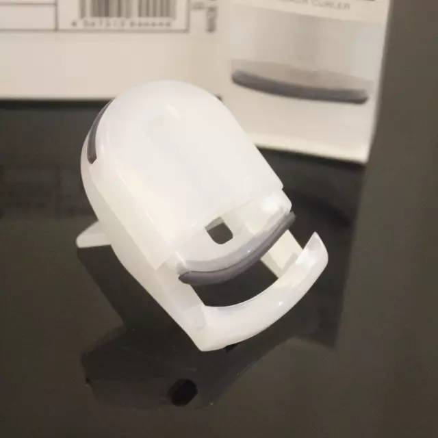 讨论|夏日出去浪我们的化妆品该背多少出门？