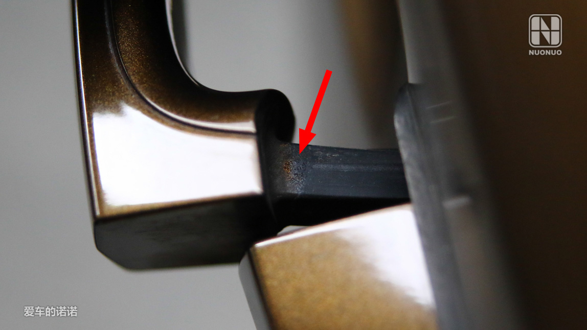 车子水箱漏水怎么修,车子漏水咋办啊