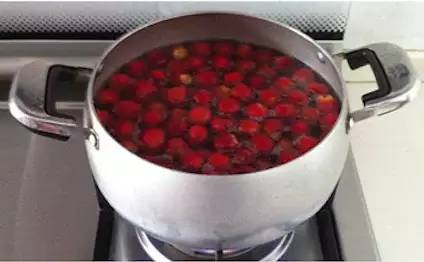 活血化瘀山楂食疗能调经,山楂能不能治疗痛经