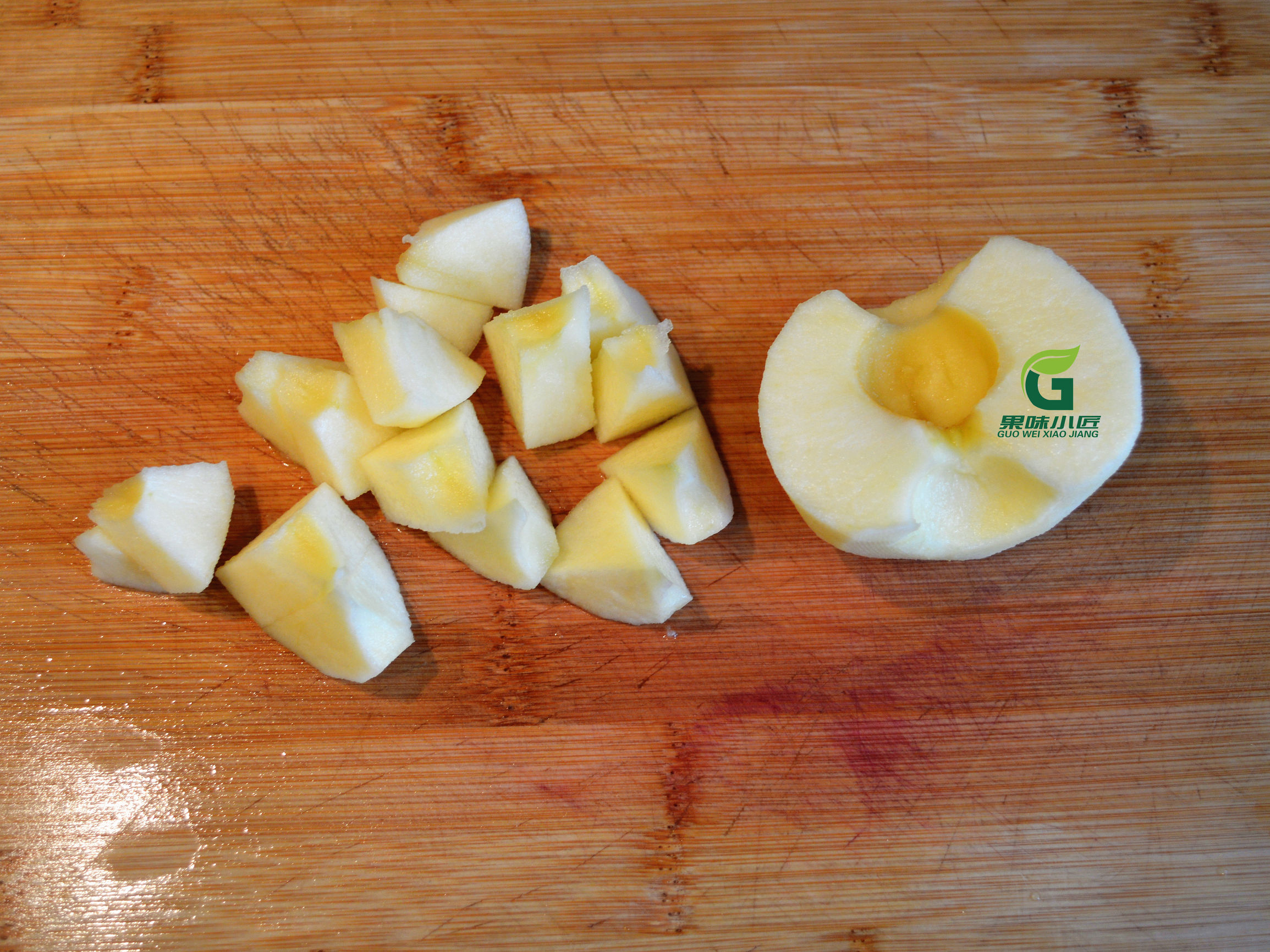 小苹果果酱制作方法,苹果果胶正宗做法