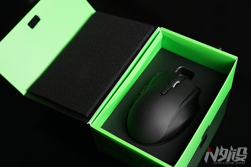 雷蛇那伽梵蛇鼠标拆解视频,RAZER那伽梵蛇