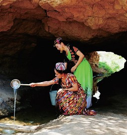 吐鲁番有哪些全国之最,吐鲁番葡萄沟景区导游词中国之最