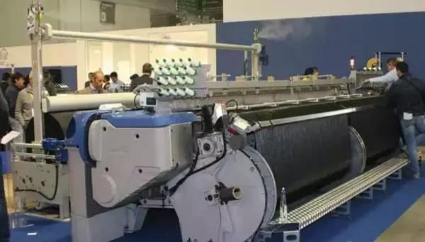 一台纺线机器能用多少钱,一台纺织机的价格