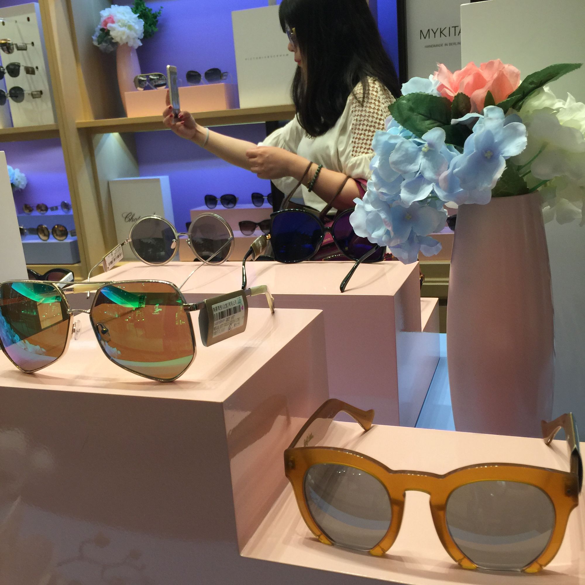 成都ifs商场大牌店,成都ifs三楼