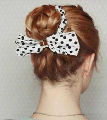 丸子头的扎法简单易学好看头发多,低丸子头简单扎法慵懒风丸子头