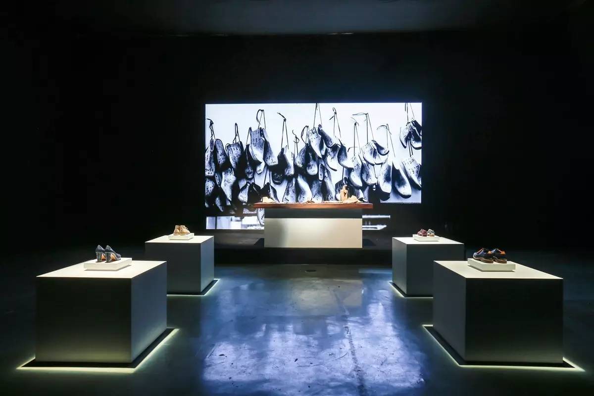 街拍蒋梦婕,蒋劲夫街拍