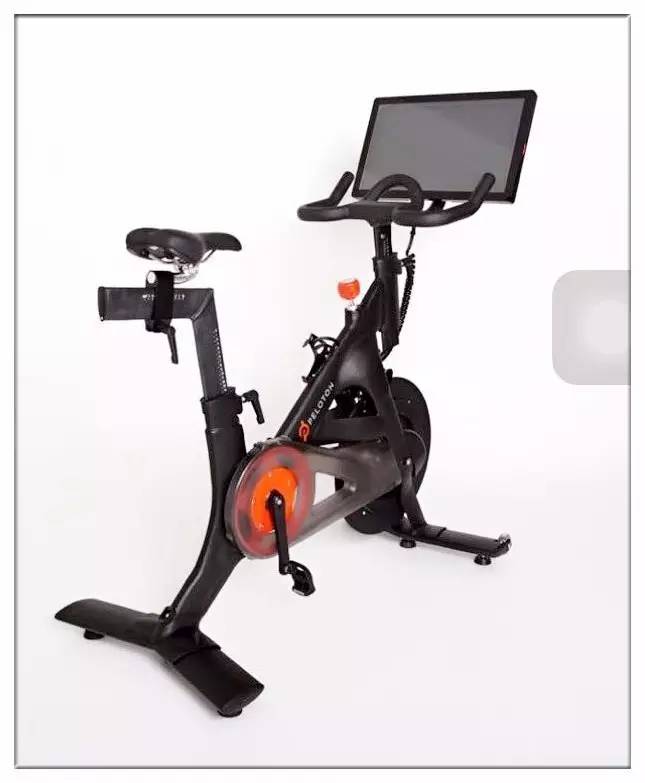 融资500万他的跑步机跑进CBD有氧风环绕+21寸大屏互动要治白领懒癌