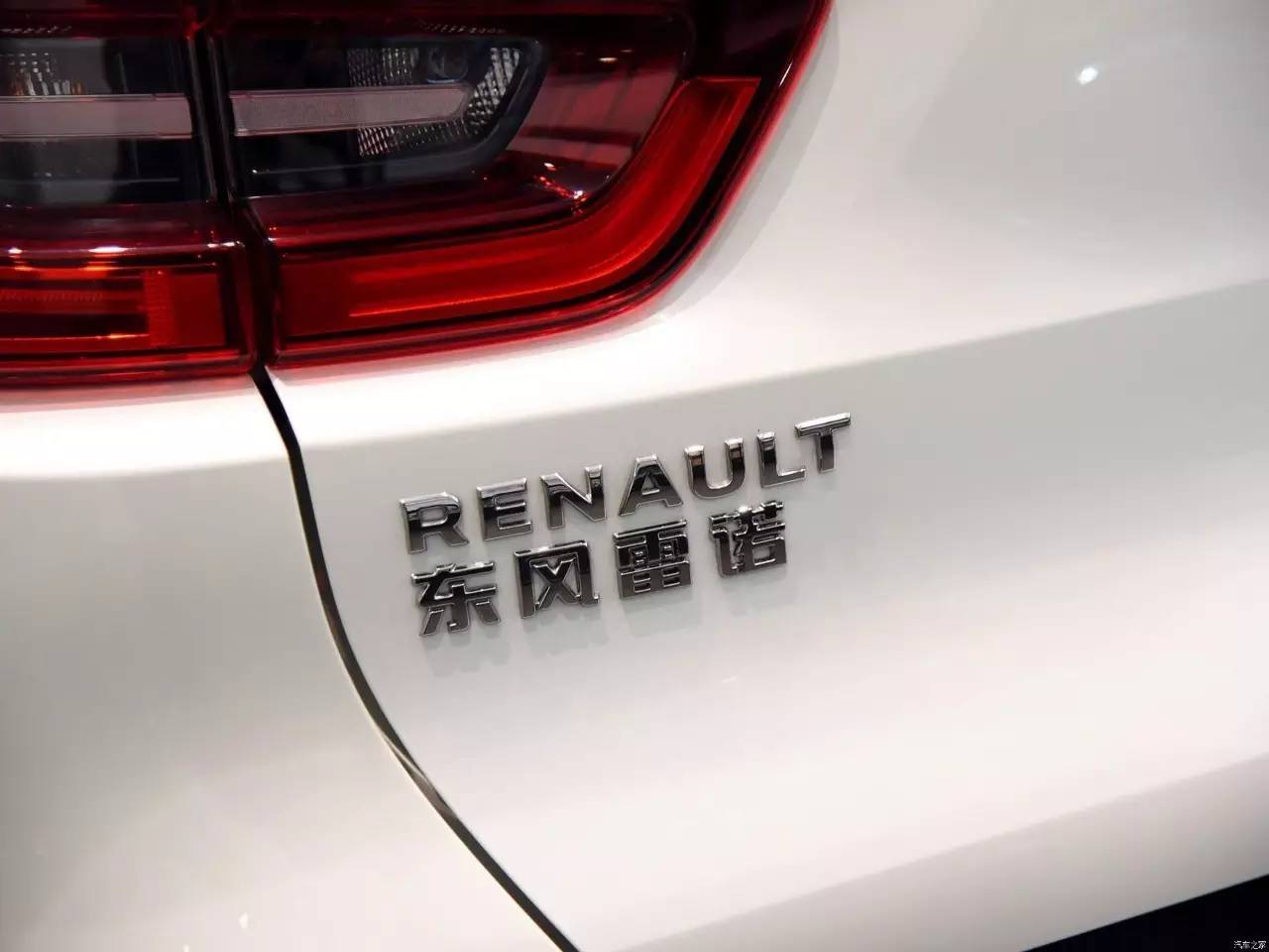 为啥都喜欢抠掉字母车标,用不用抠车标