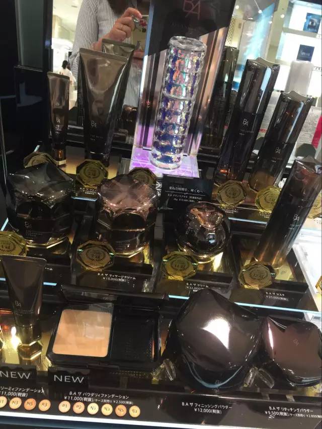 赵薇和王菲是如何成为闺蜜的,王菲和赵薇是一样的人