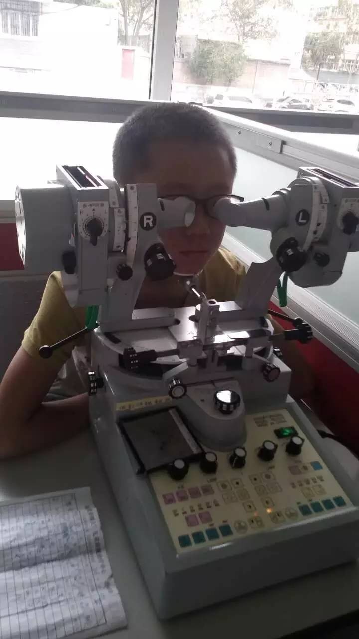 关于治疗近视的最新消息,近视治疗问题有没有新突破