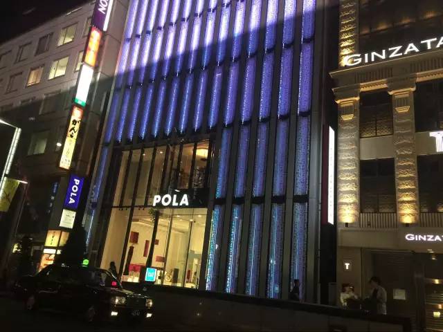 赵薇和王菲是如何成为闺蜜的,王菲和赵薇是一样的人