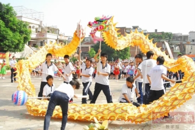 调结构提质量,调结构转型升级势头强劲