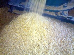 饲料厂的饲料是怎么配成的,饲料厂的猪饲料配方