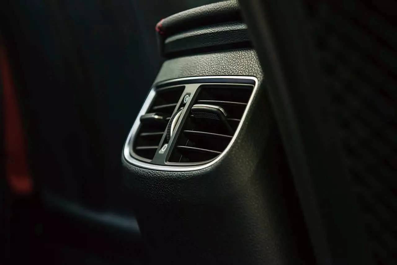 颜值担当试驾2016款北京现代领动1.4T双离合炫动·旗舰型