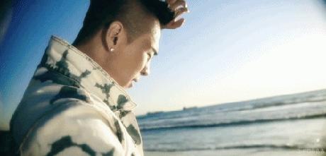 晒一天就黑了怎么回事,晒一天人就晒黑了