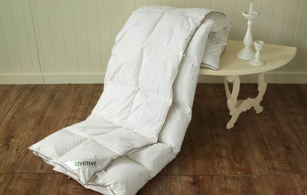 床单油污洗不掉？别急，这三个小方法，床单立马干净如新