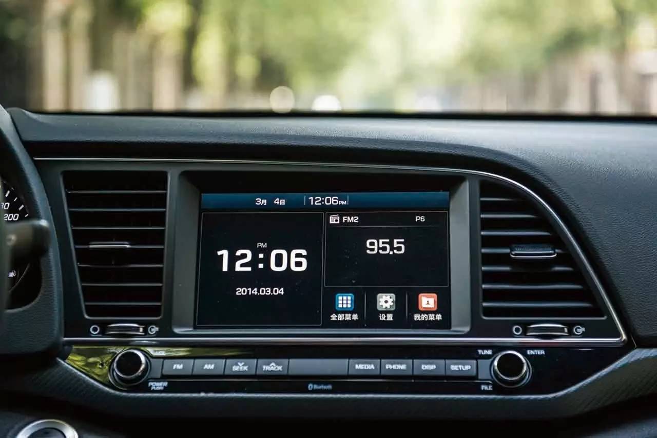 颜值担当试驾2016款北京现代领动1.4T双离合炫动·旗舰型