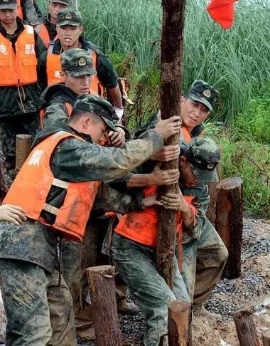 今天，全国人民都在关注这座城市！｜赣州人涉水一定要注意！