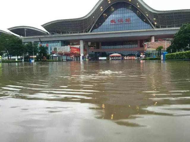 今天，全国人民都在关注这座城市！｜赣州人涉水一定要注意！