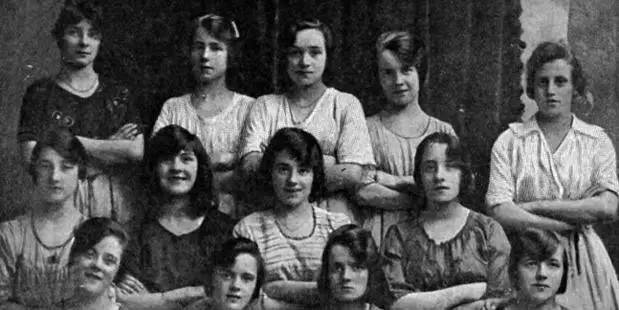 国外网友无意间拍到的灵异事件,照片中的灵异事件是真是假