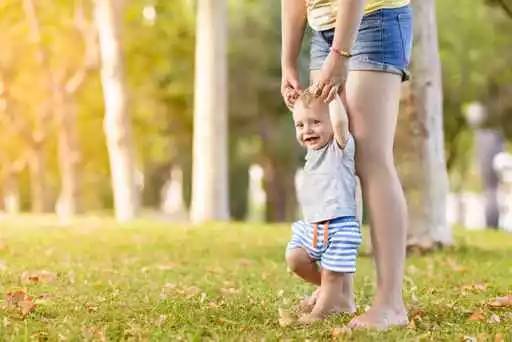 孩子走路内八字要不要管?怎么管?答案都在这儿了!