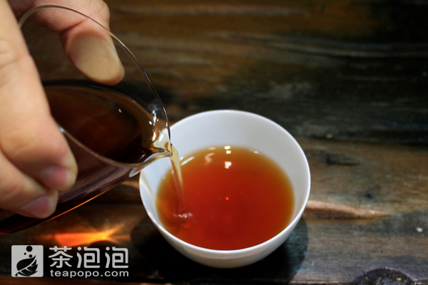 乌金熟茶和良品熟茶,情结茶