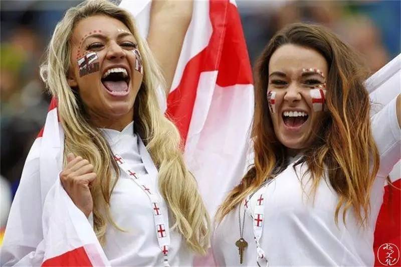 我很敬佩那些孝顺的人,我敬佩的爱国人士范文