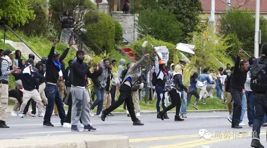 如何才能当上美国警察,美国人如何做一名正式警察