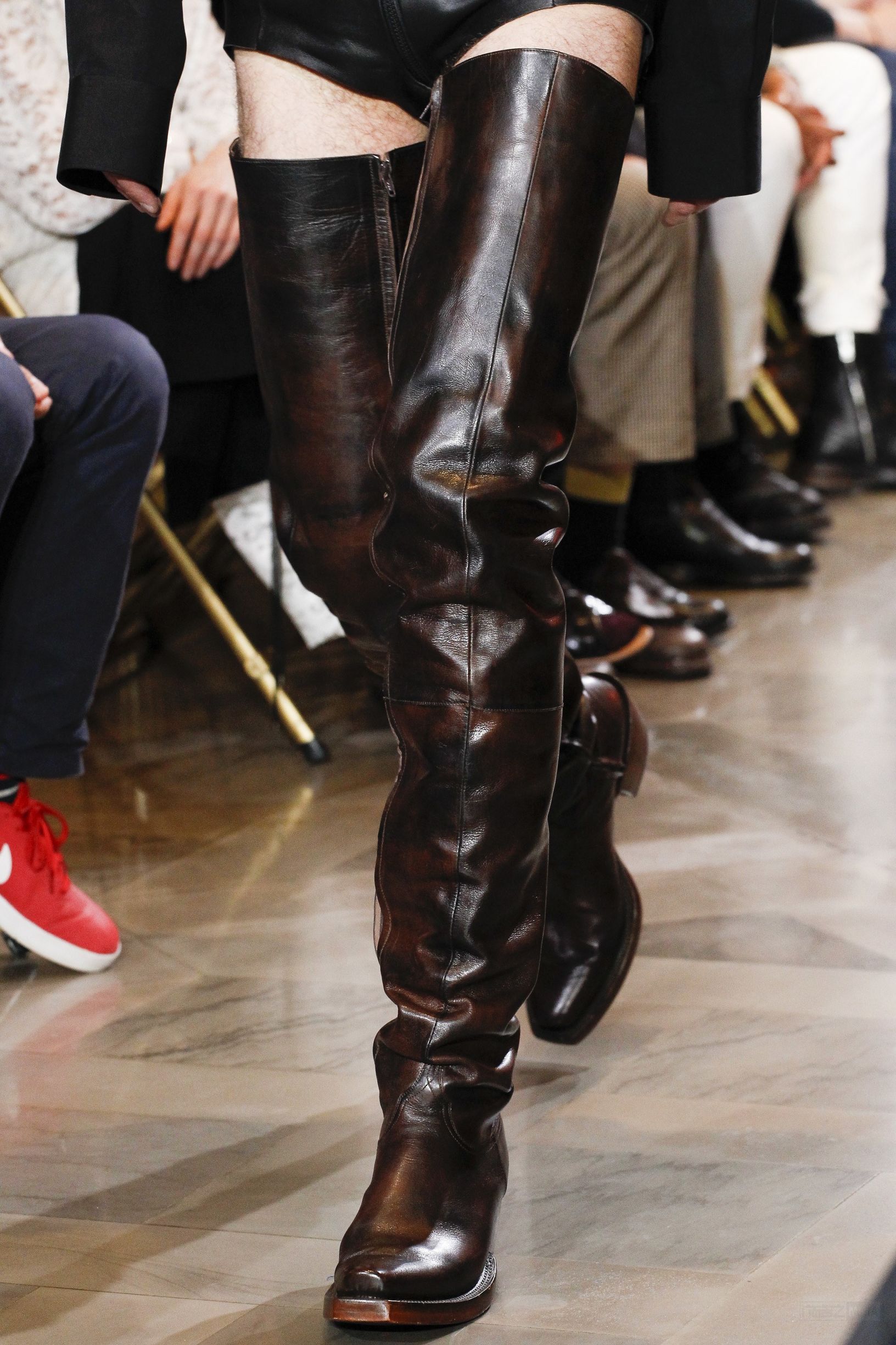 vetements2022秋冬高级,男装高定vetements