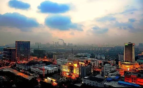 无锡属于贫穷吗,无锡算是小城市吗