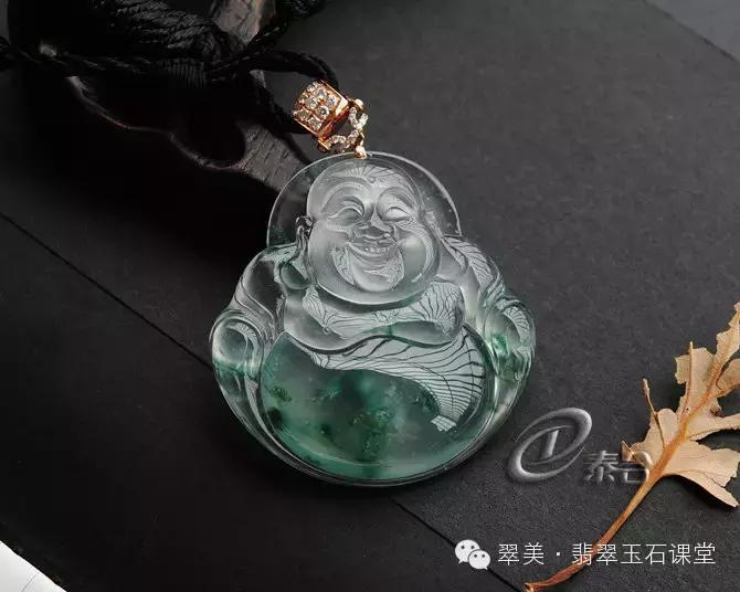 绿色翡翠和红色翡翠一起镶嵌,翡翠镶嵌垫底色和不垫底的区别