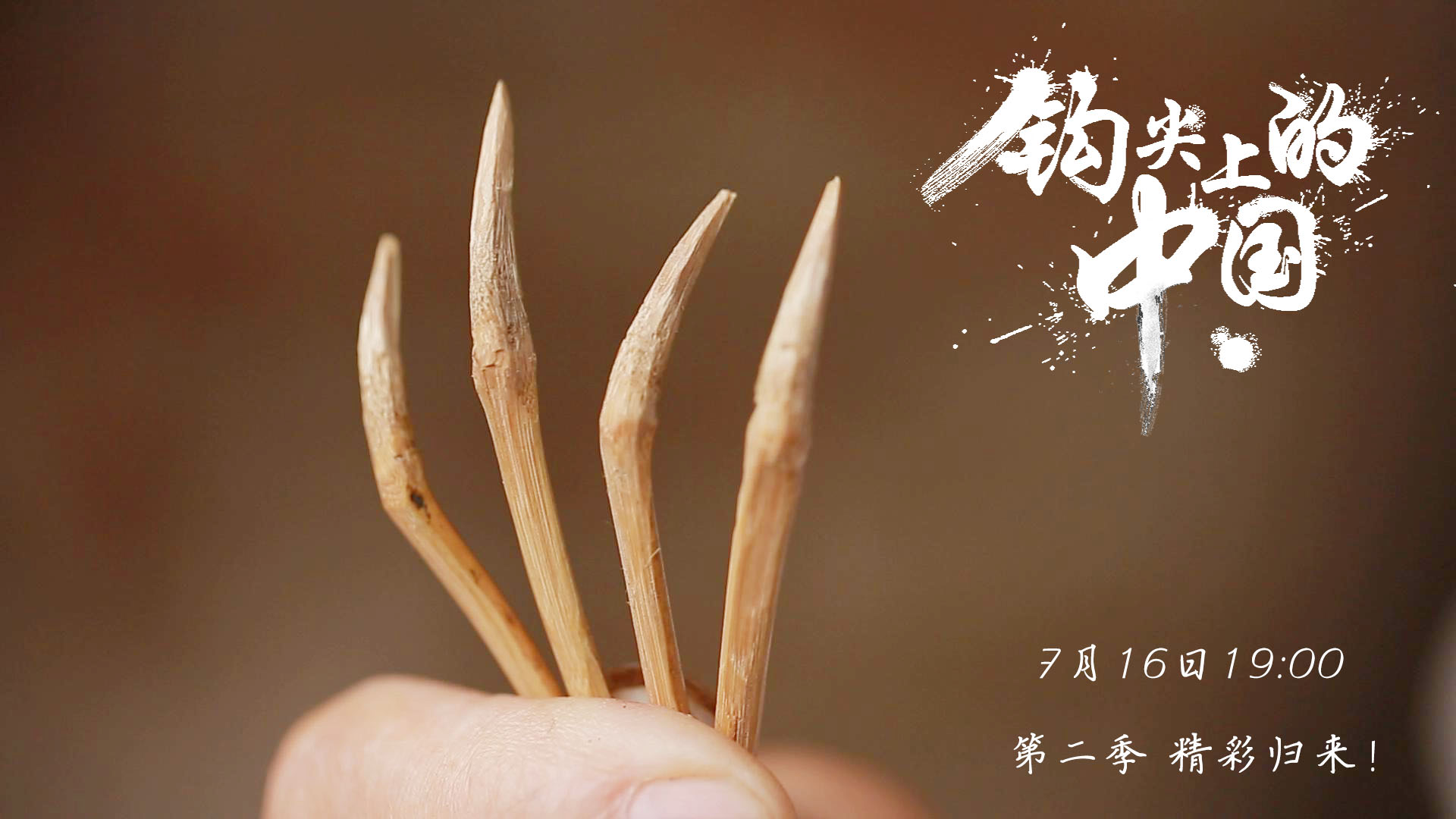 双钩悬浮易上鱼吗,直钩能上钩吗