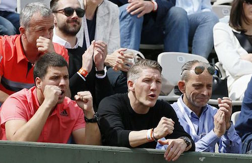 小猪伊万威尼斯完婚，“势均力敌”的爱情让人羡慕