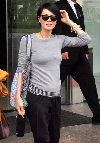 王菲章子怡都爱的“花布兜儿”可不是背去买菜的！