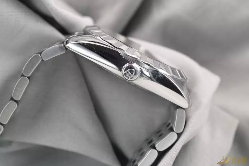 帝舵经典系列41mm值得入手吗,一万多的帝舵哪个系列最值得入手