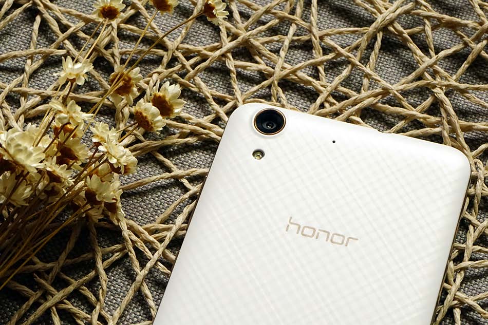 荣耀畅玩5a有什么颜色,荣耀畅玩5a好不好