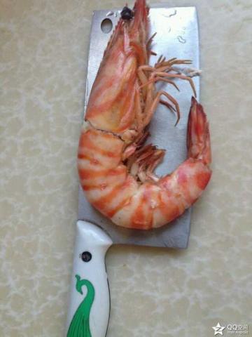 一斤25只的基围虾大不大呀,1斤基围虾可以出多少虾肉