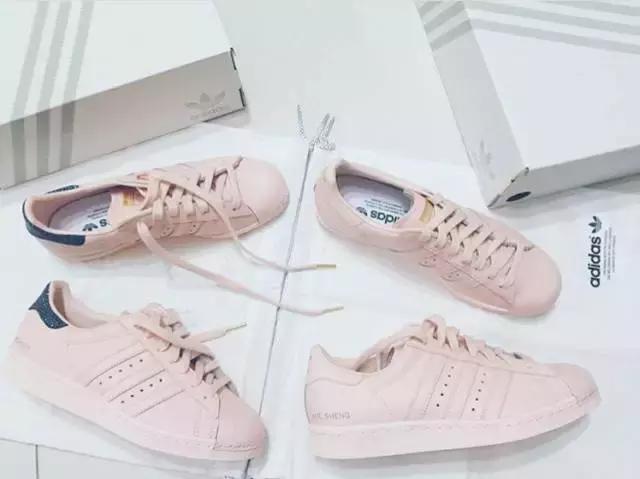 杭州最大的三叶草专卖店在哪,杭州三叶草旗舰店