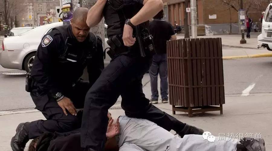 如何才能当上美国警察,美国人如何做一名正式警察