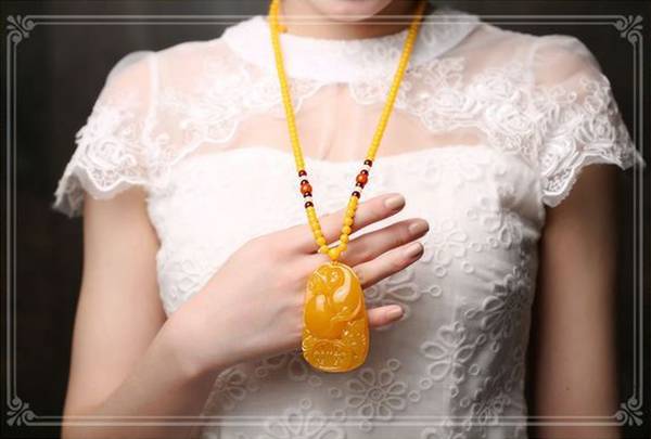 真正的蜜蜡是啥样的,蜜蜡这种东西你真的懂吗