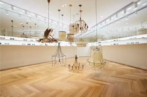 快拿下这只温柔野兽,TA能帮你挡脸藏肉!