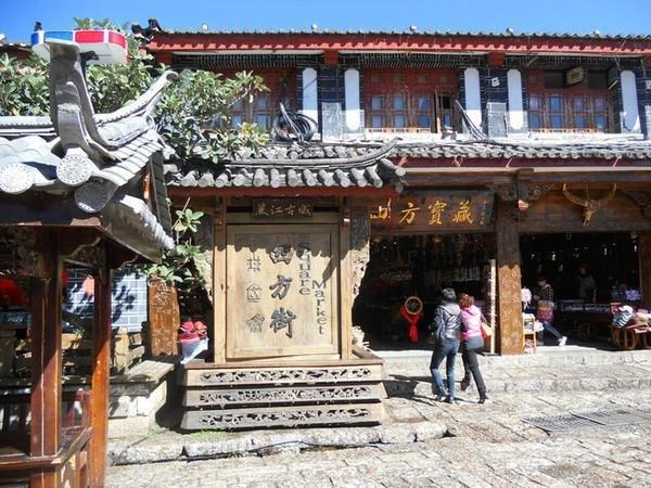 丽江旅游摄影攻略,再不去旅游我们就老了