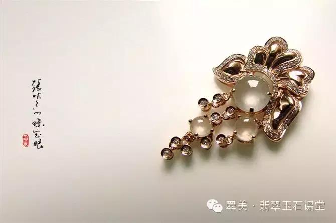 绿色翡翠和红色翡翠一起镶嵌,翡翠镶嵌垫底色和不垫底的区别