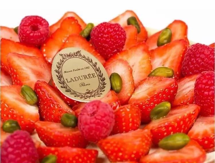看世界你以为Laduree只有马卡龙？这个品牌最懂少女心事