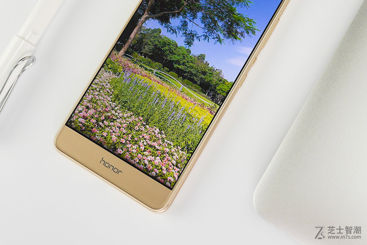 荣耀V8测评,荣耀v8和荣耀v7pro平板哪个好