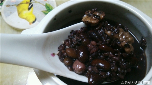 备孕吃黑豆可以放糖吗,备孕吃黑豆会暖宫吗